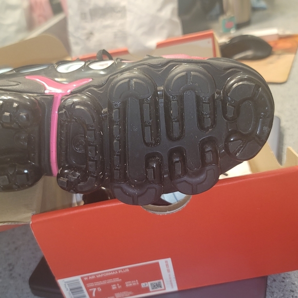 Nike Air VaperMax Plus - Picture 5 of 5